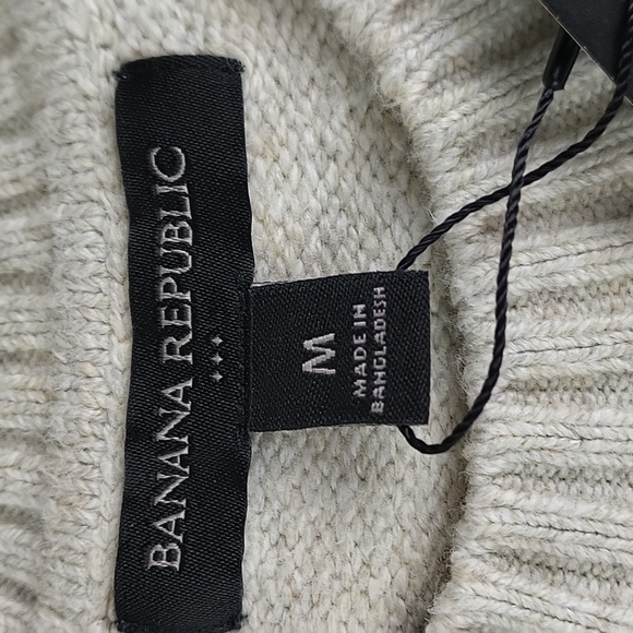 NWT Banana Republic Factory Cozy  Crew Neck Pullover Sweater Oatmeal Cream - Picture 5 of 14